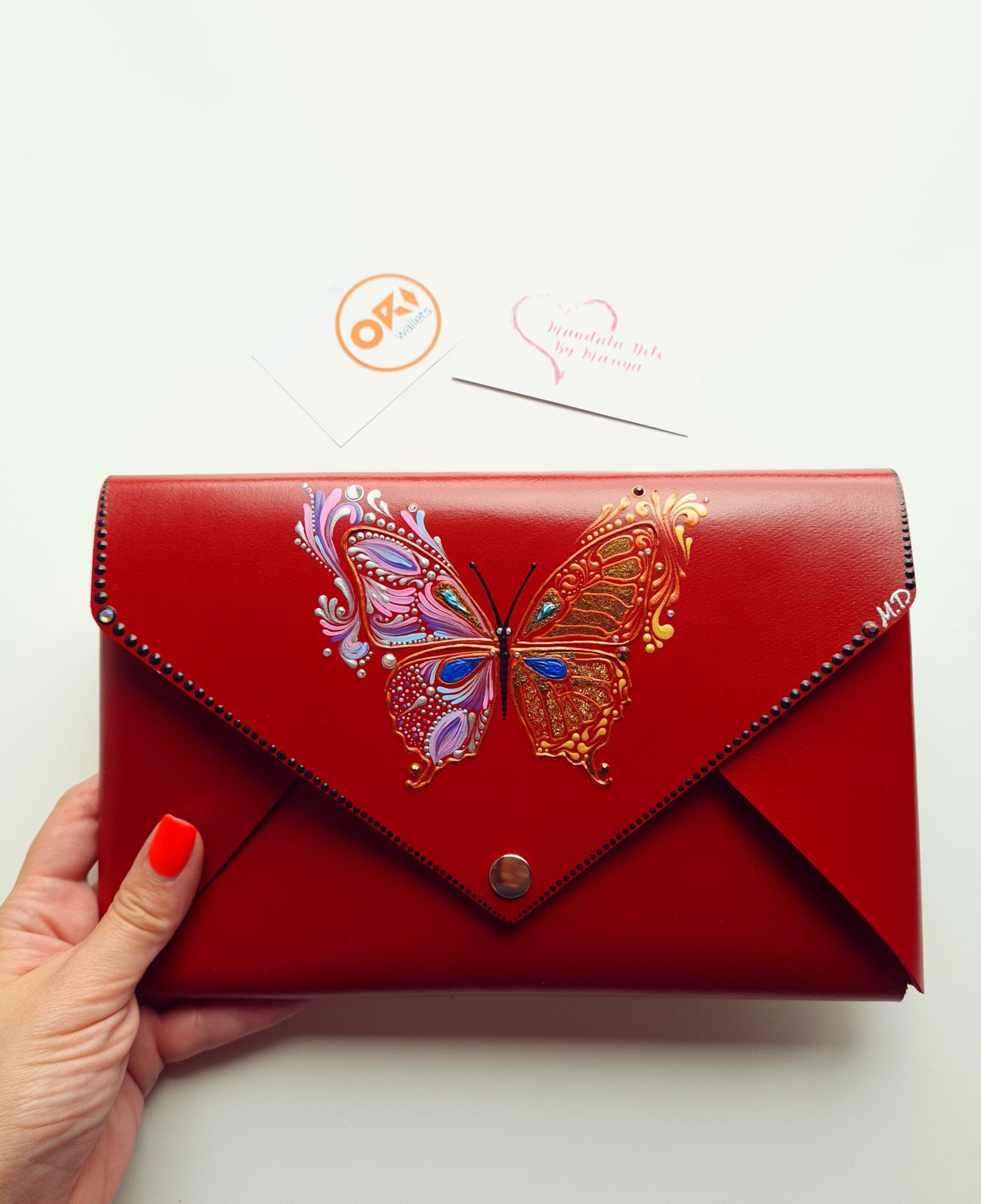 Клъч "Пеперуда"